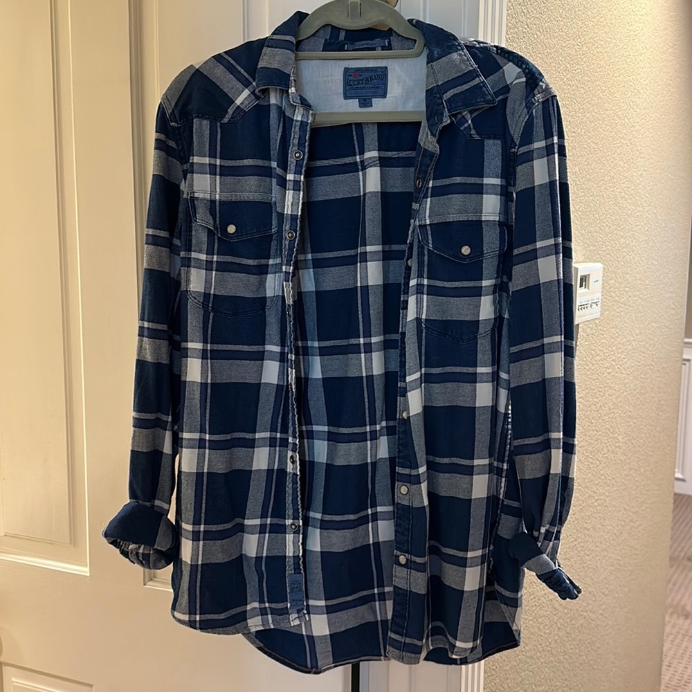 Lucky brand flannel size M color blue